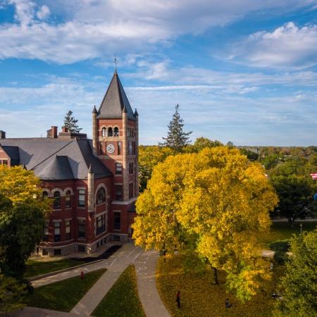 UNH Thompson Hall 